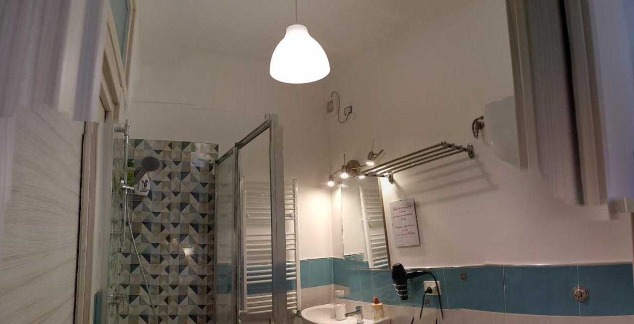 B & B Civico 6 Rooms Salerno Exterior foto